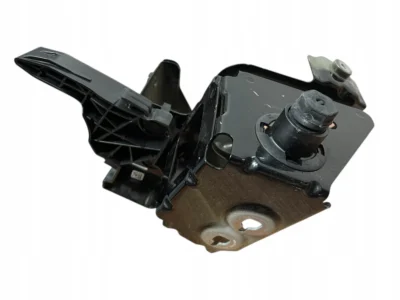 MOCOWANIE RFLEKTORA PRAWEGO BMW XM G09