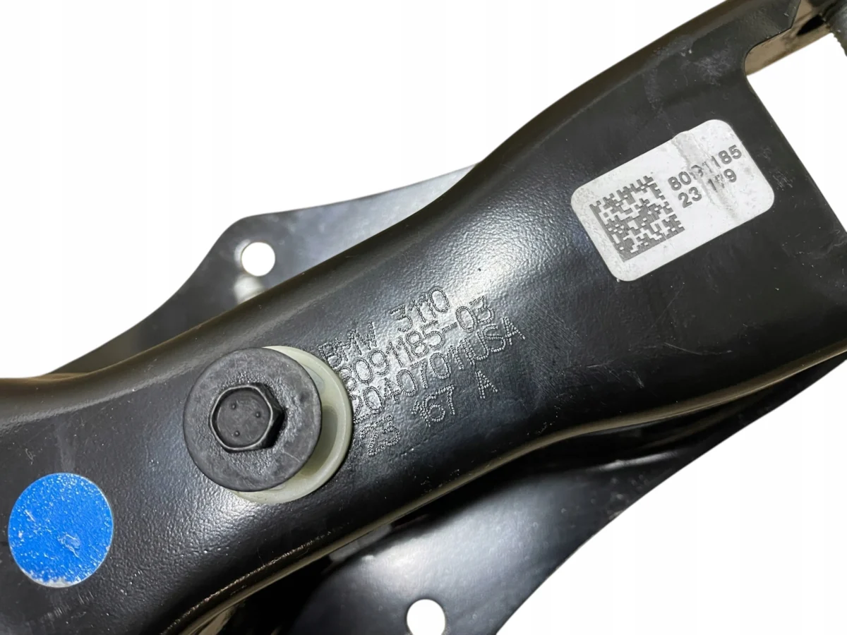 WAHACZ TYŁ LEWY / PRAWY BMW XM G09 M-POWER IDEAŁ - obrazek 3