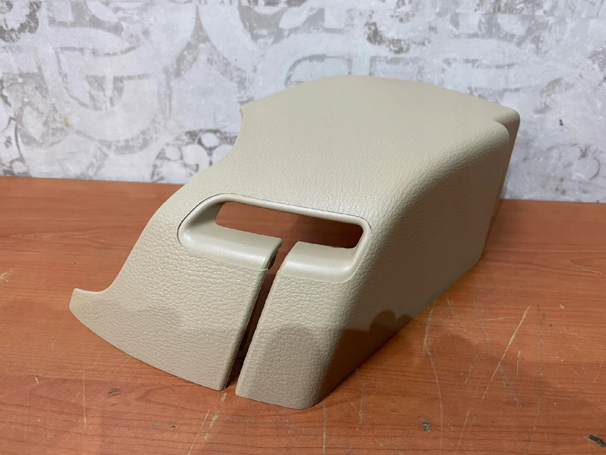 Rear Left Pillar Cover BMW X3 F25