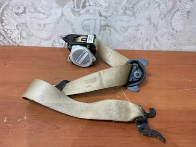 Seatbelt FRONT RIGHT BMW X3 F25 X4 F26