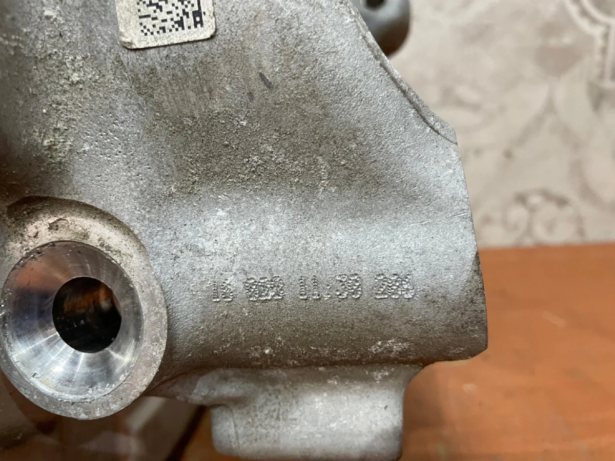 ZWROTNICA PRAWA TYŁ KPL BMW M6 F06 M5 F10 LCI - obrazek 7