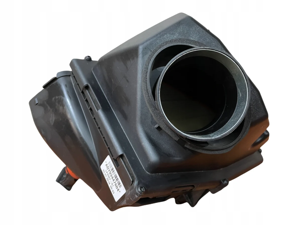 Корпус повітряного фільтра BMW G11 G14 G15 G16 G30 - Зображення 2