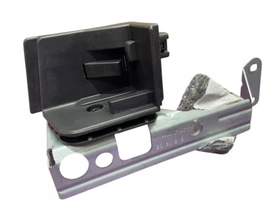 UCHWYT MOCOWANIE BAGAŻNIKA ROLETY LEWE BMW X3 G01 LCI 30ex