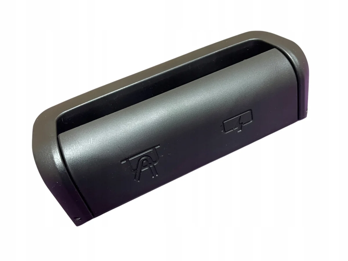 OSŁONA PORTU USB ŁADOWANIA LEWY TYŁ+PORT USB BMW 4 G22