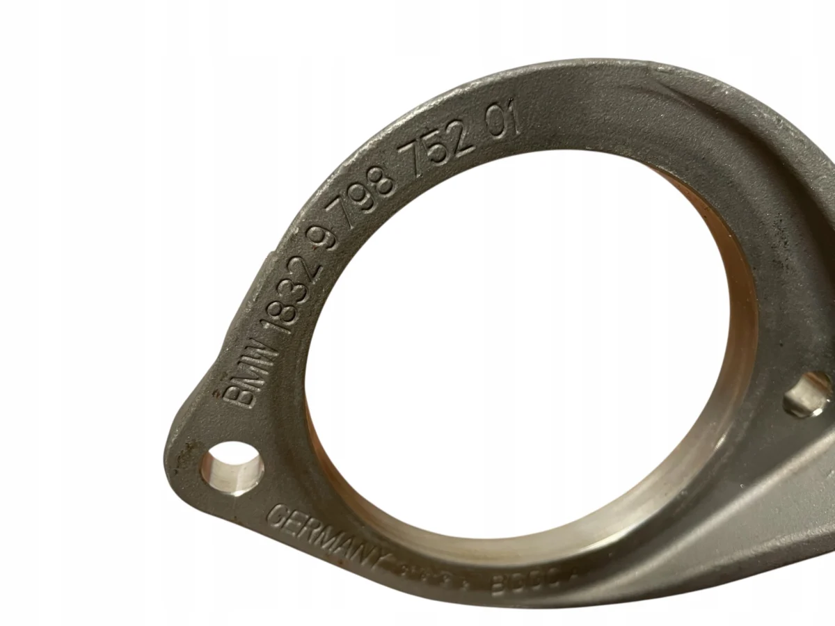 RIGHT CATALYTIC CONVERTER BRACKET BMW X5 G05 LCI - Image 2