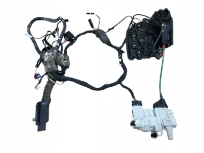 ZAMEK DRZWI SOFT CLOSSE DOCIĄG LEWY TYŁ + INSTALACJA BMW 5 G30 F90 LCI