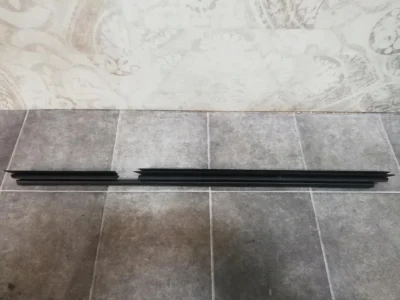 Listwa uszczelka szyby drzwi tył lewe BMW X3 G01