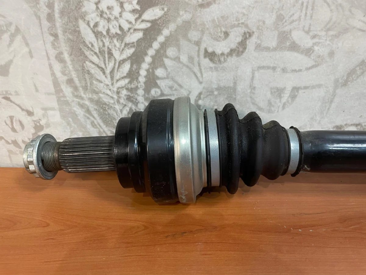 Półoś tył prawa BMW F06 F12 NOWA - obrazek 3