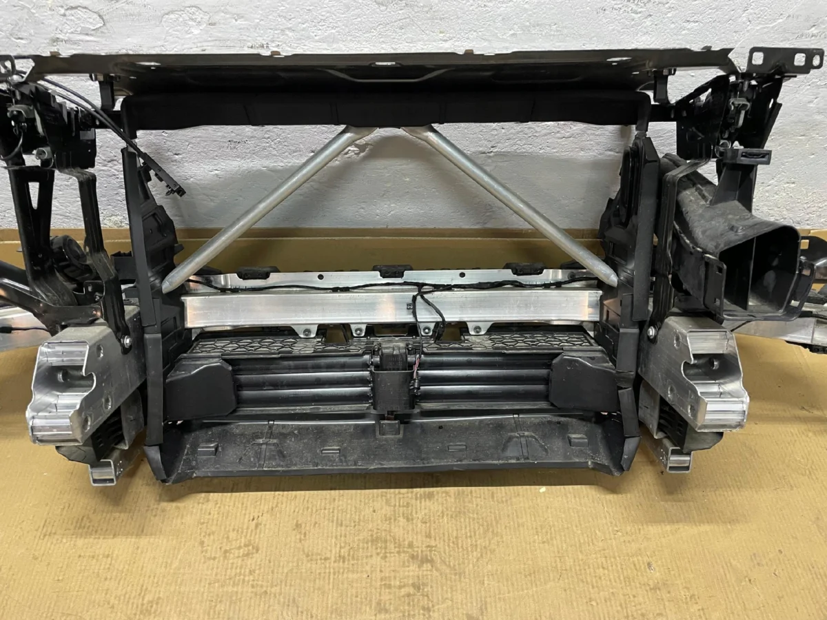 PAS PRZEDNI ZAMKI CHŁODNICE M-PAKIET BMW X3 G01 X4 G02 LCI LIFT 2.0i 30iX - obrazek 10