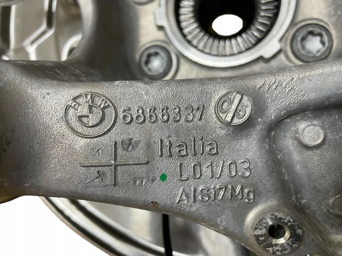 ZWROTNICA LEWY TYŁ KOMPLETNA CZUJNIK ABS BMW 5 G30 LCI - obrazek 4