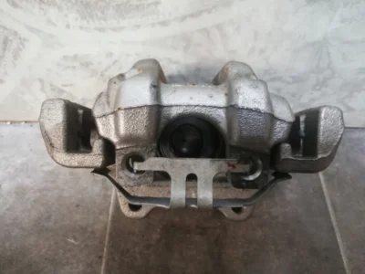 Zacisk hamulca lewy tył BMW 4 F33 420i NOWY