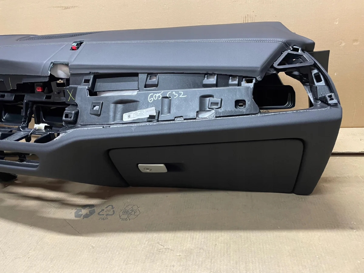 КОНСОЛЬ ПАНЕЛЬ HEAD UP КОЖА + НИТ BMW X5 G05 X6 G06 X7 G07 LCI LIFT — изображение 4
