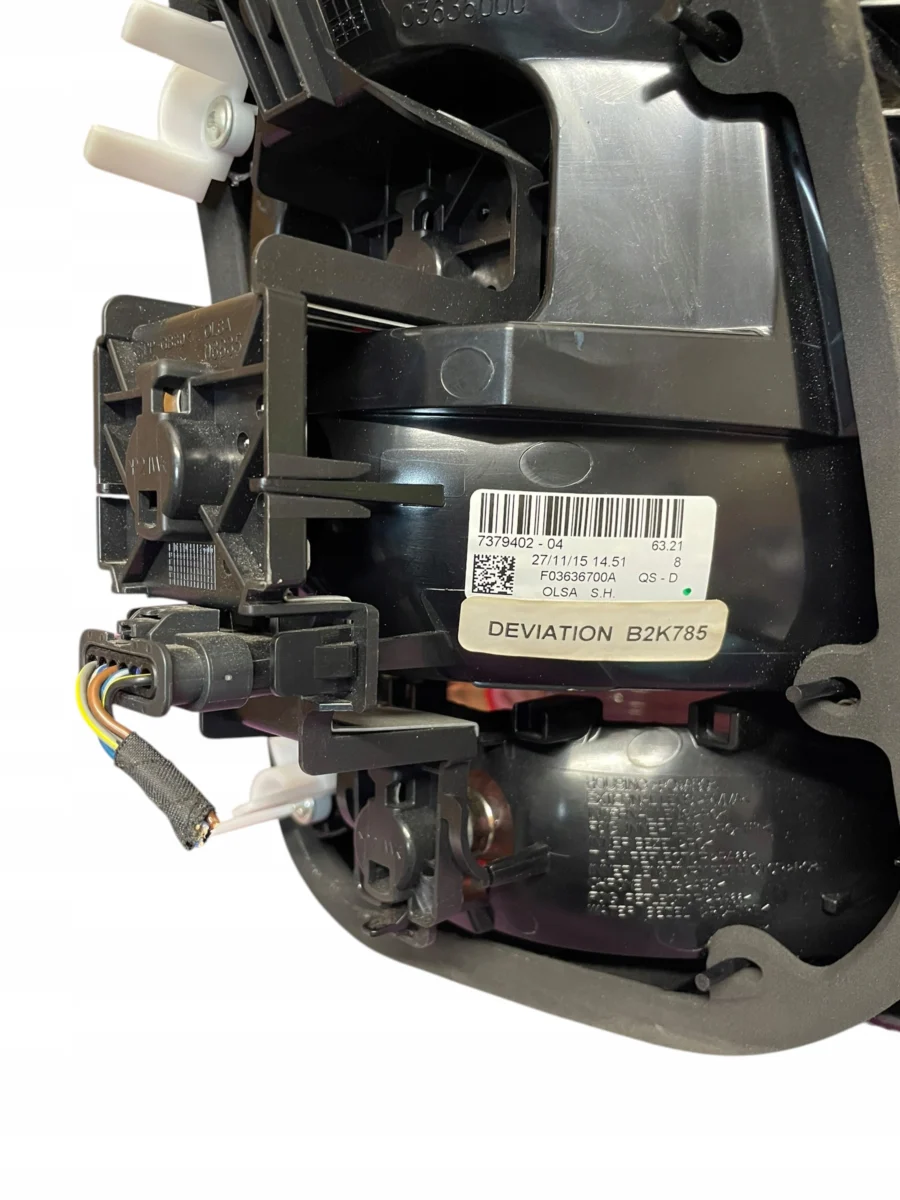 LAMPA TYŁ PRAWA KOMPLETNA MINI F60 COUNTRYMAN USA - obrazek 4