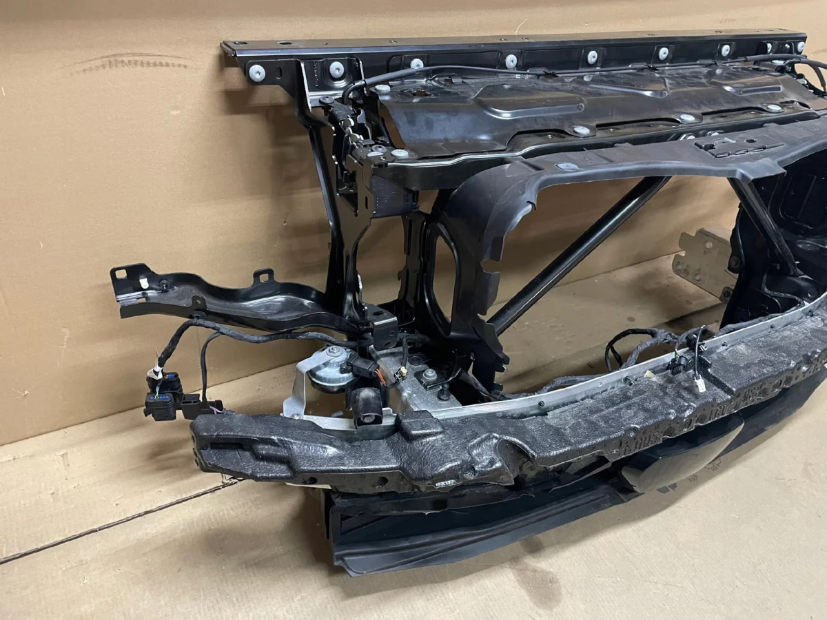 FRONT PANEL + COMPLETE RADIATOR SET BMW X5 G05 LCI 40D EXCELLENT CONDITION — изображение 9