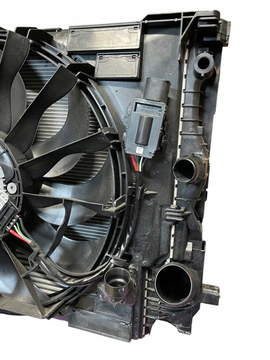 RADIATOR FAN COMPLETE SET BMW 5 G30 G31 3.0D B57 EXCELLENT CONDITION — изображение 7