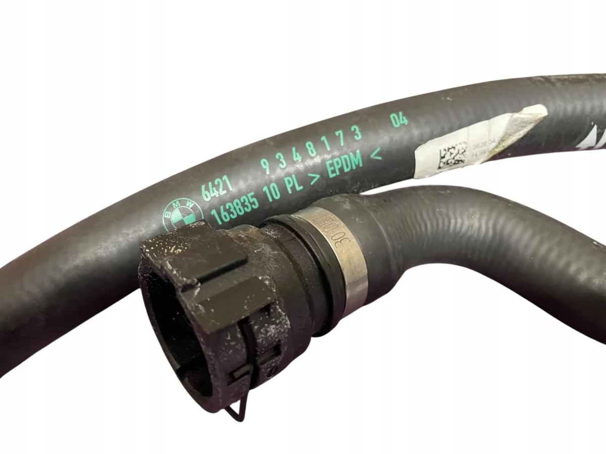 WATER RADIATOR HOSE BMW 5 G30 G31 LCI PERFECT CONDITION - Image 4