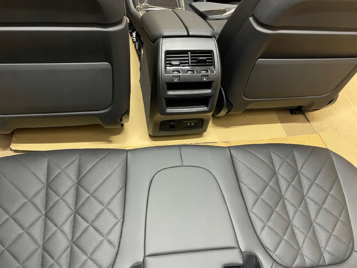 FOTELE KANAPA TUNEL TAPICERKI SKÓRA CZARNA WENTYL BMW X5 G05 LCI IDEAŁ EU - obrazek 7