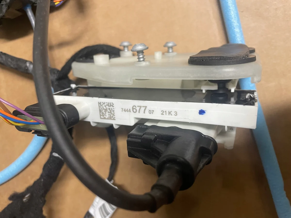 ЗАМКИ ДВЕРЕЙ + ДОВОДЧИК SOFT CLOSE + ЕЛЕКТРОПРОВОДКА ДВЕРЕЙ BMW X5 G05 LCI - Зображення 4