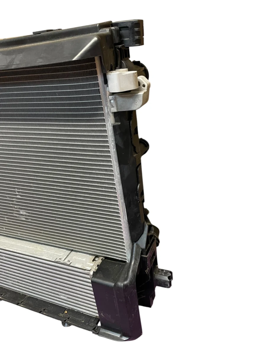RADIATOR FAN COMPLETE SET BMW 5 G30 G31 3.0D B57 EXCELLENT CONDITION — изображение 5