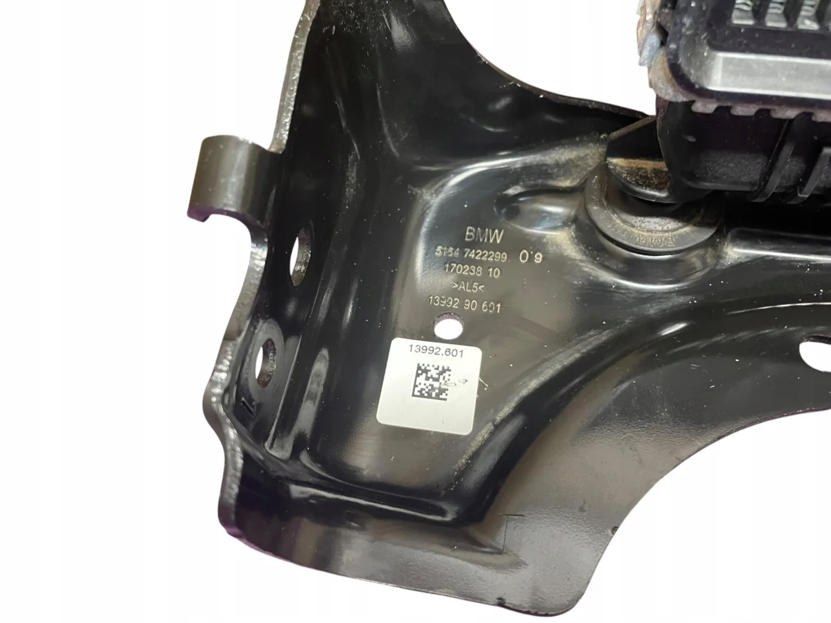 ZUSATZ-WASSERKÜHLER + HALTERUNG + LUFTFÜHRUNG LINKS KOMPLETT BMW 4 G22 G23 M440 IDEAL – Bild 5