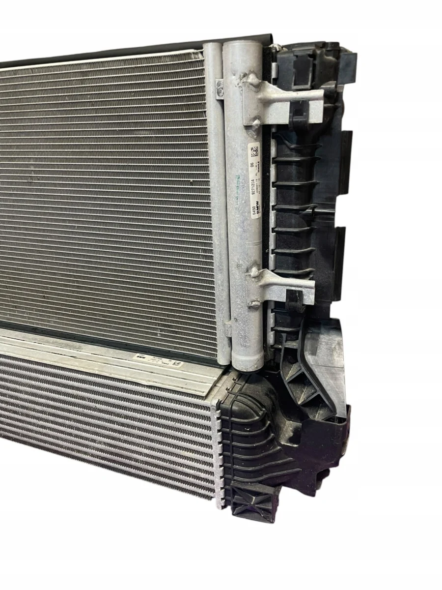 CHŁODNICA SKRAPLACZ KLIMATYZACJI BMW F39 F40 F45 F48 MINI F55 F56 - obrazek 3