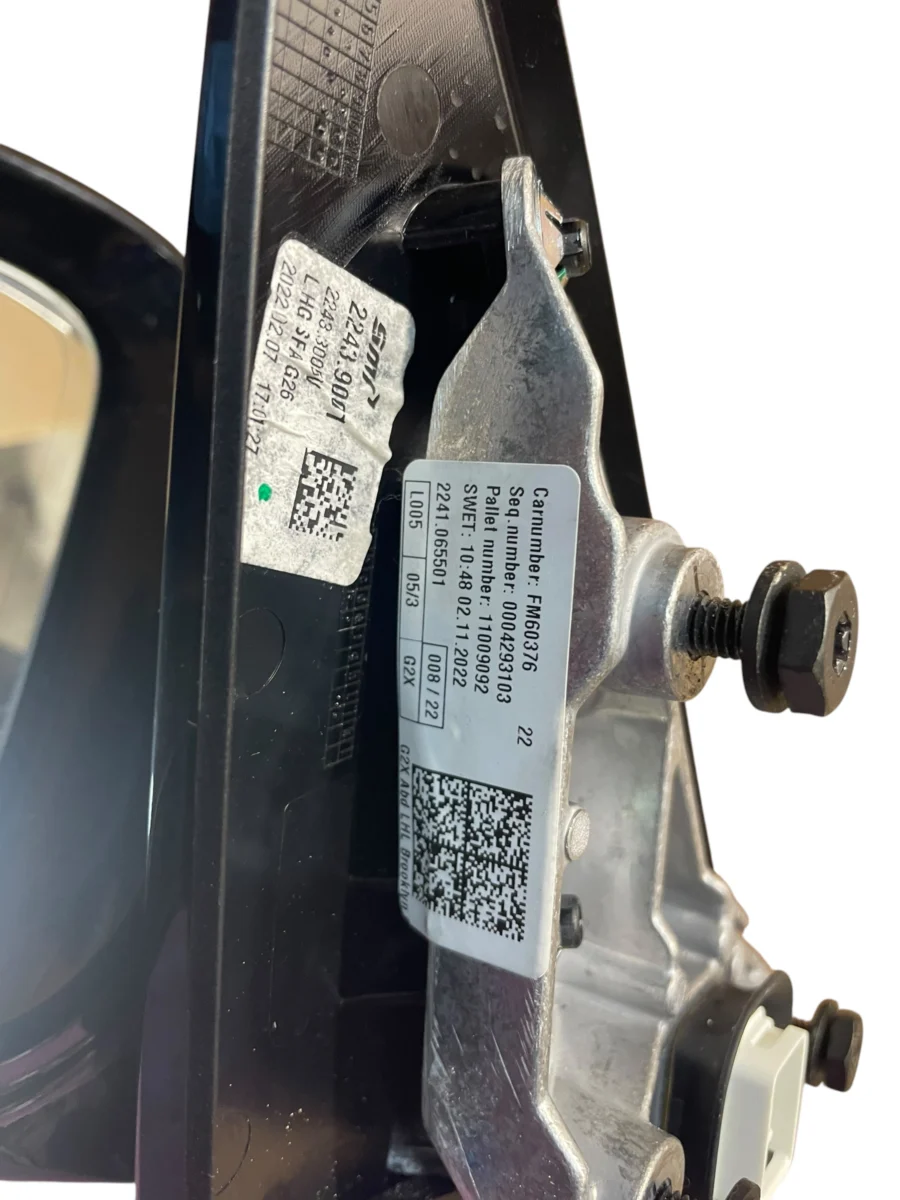 LUSTERKO LEWE 9 PIN KAMERA SCHADOW LINE M-PAKIET BMW 4 G26 C4P - obrazek 7