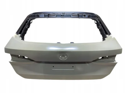 KLAPA BAGAŻNIKA BMW 5 G61