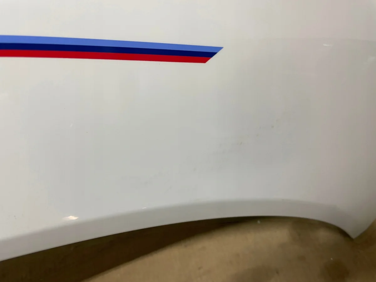 KOTFLÜGEL VORNE RECHTS BMW 7 G70 M-PAKET A300 – Bild 3