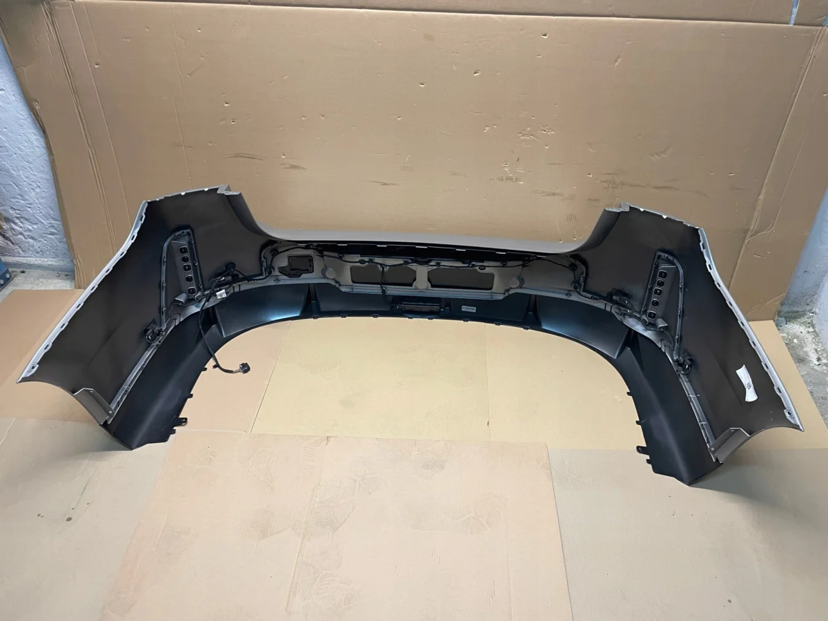 ZDERZAK TYŁ 6XPDC INSTALACJA KPL BMW 7 G70 LCI LIFT M-PAKIET - obrazek 8