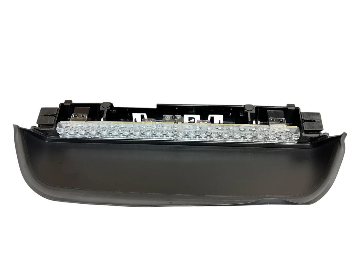 DODATKOWA LAMPA STOP POD SZYBĄ BMW 4 G22 G82